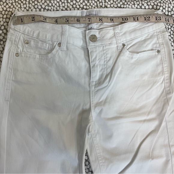 Celebrity Pink White Bell Bottom Pants Mid Rise Wide Leg Size 25 - Picture 9 of 11
